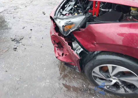 2021 Subaru Legacy Premium из США, поврежденный, VIN 4S3BWAC60M3016104